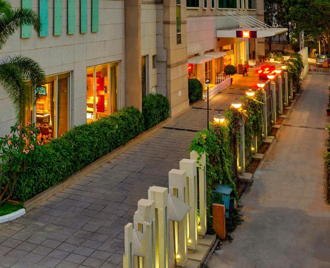 Ibis Bengaluru Outer Ring Road Hotel Exterior foto