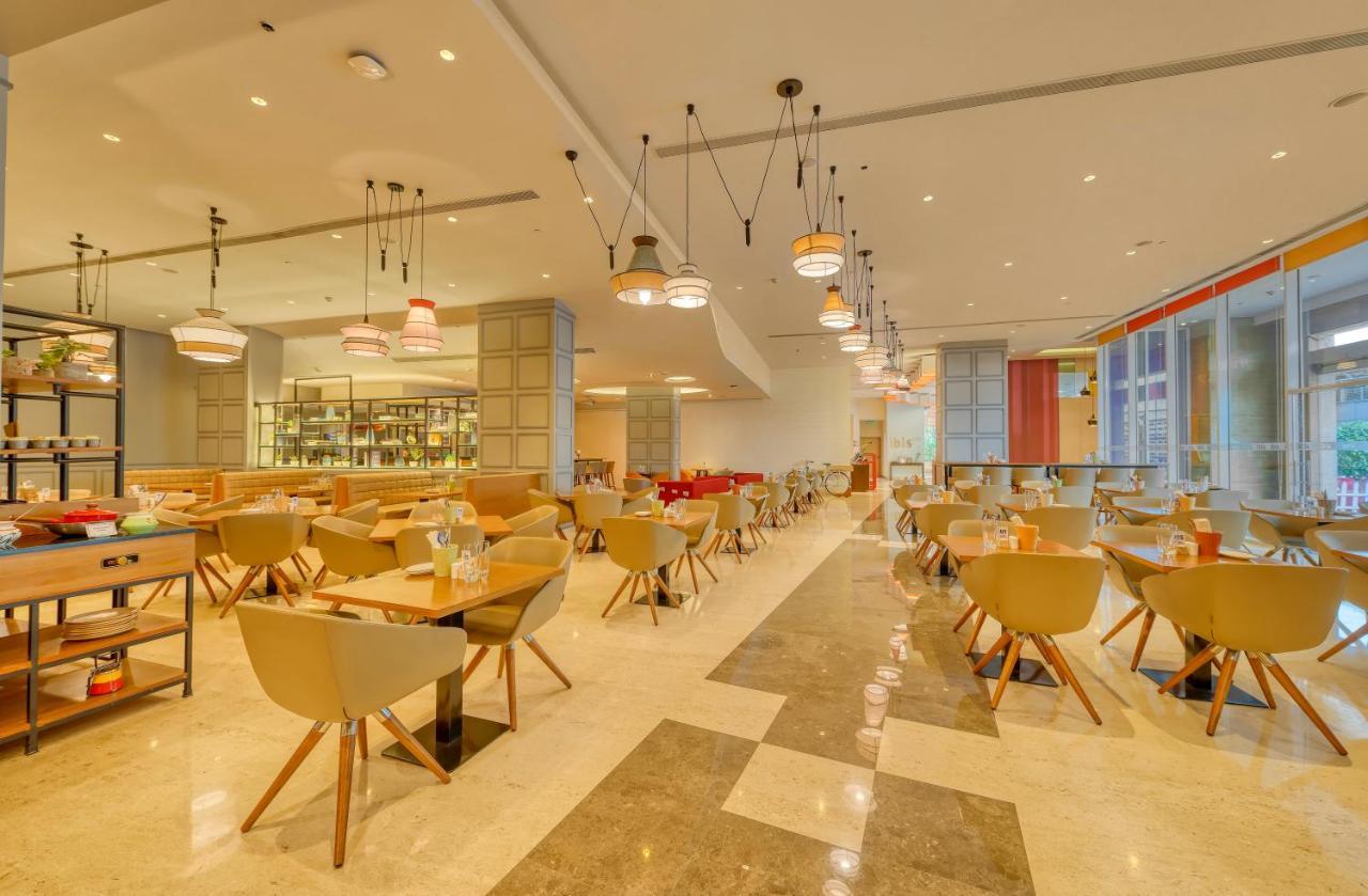 Ibis Bengaluru Outer Ring Road Hotel Exterior foto