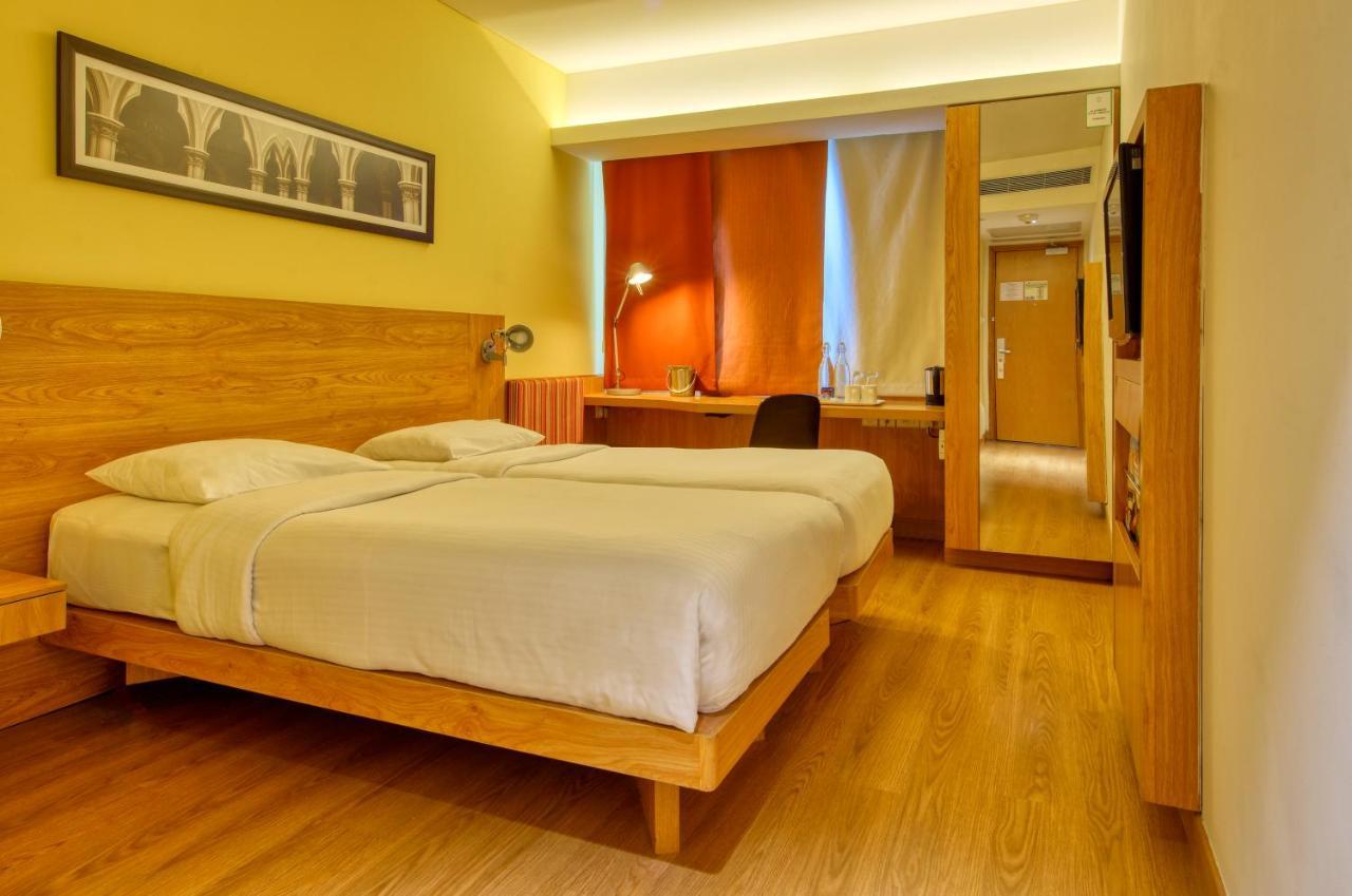 Ibis Bengaluru Outer Ring Road Hotel Exterior foto