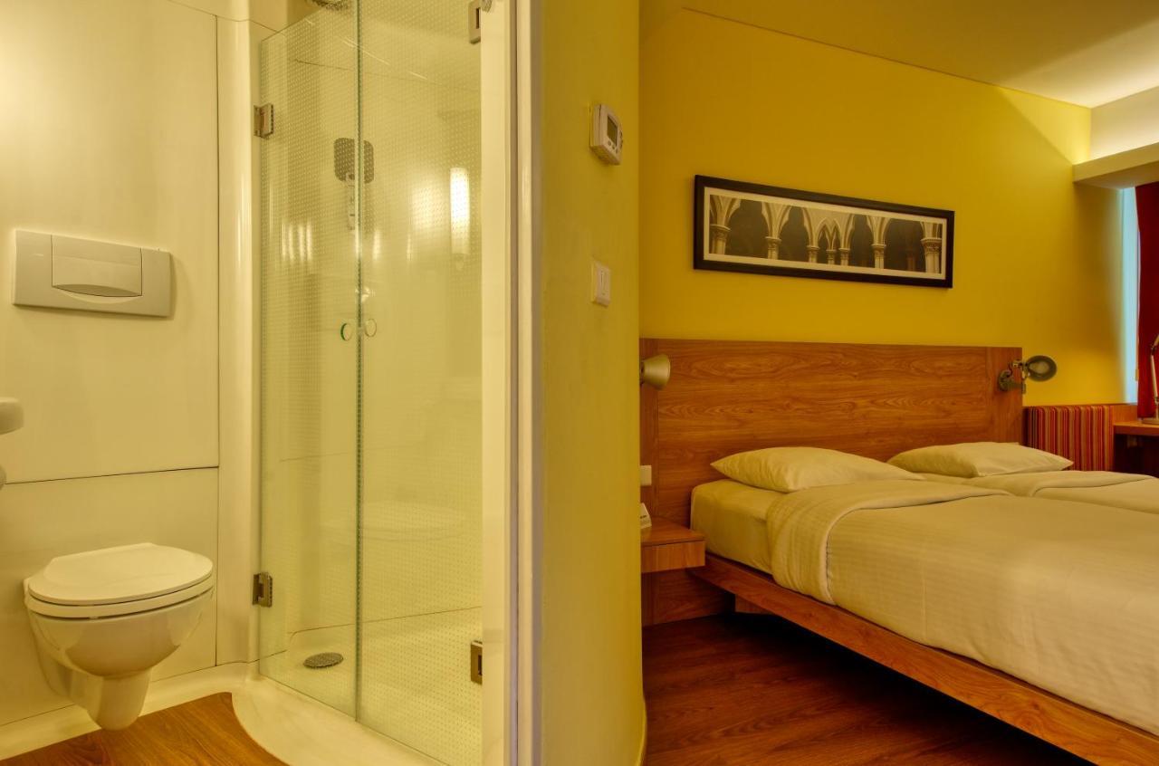 Ibis Bengaluru Outer Ring Road Hotel Exterior foto