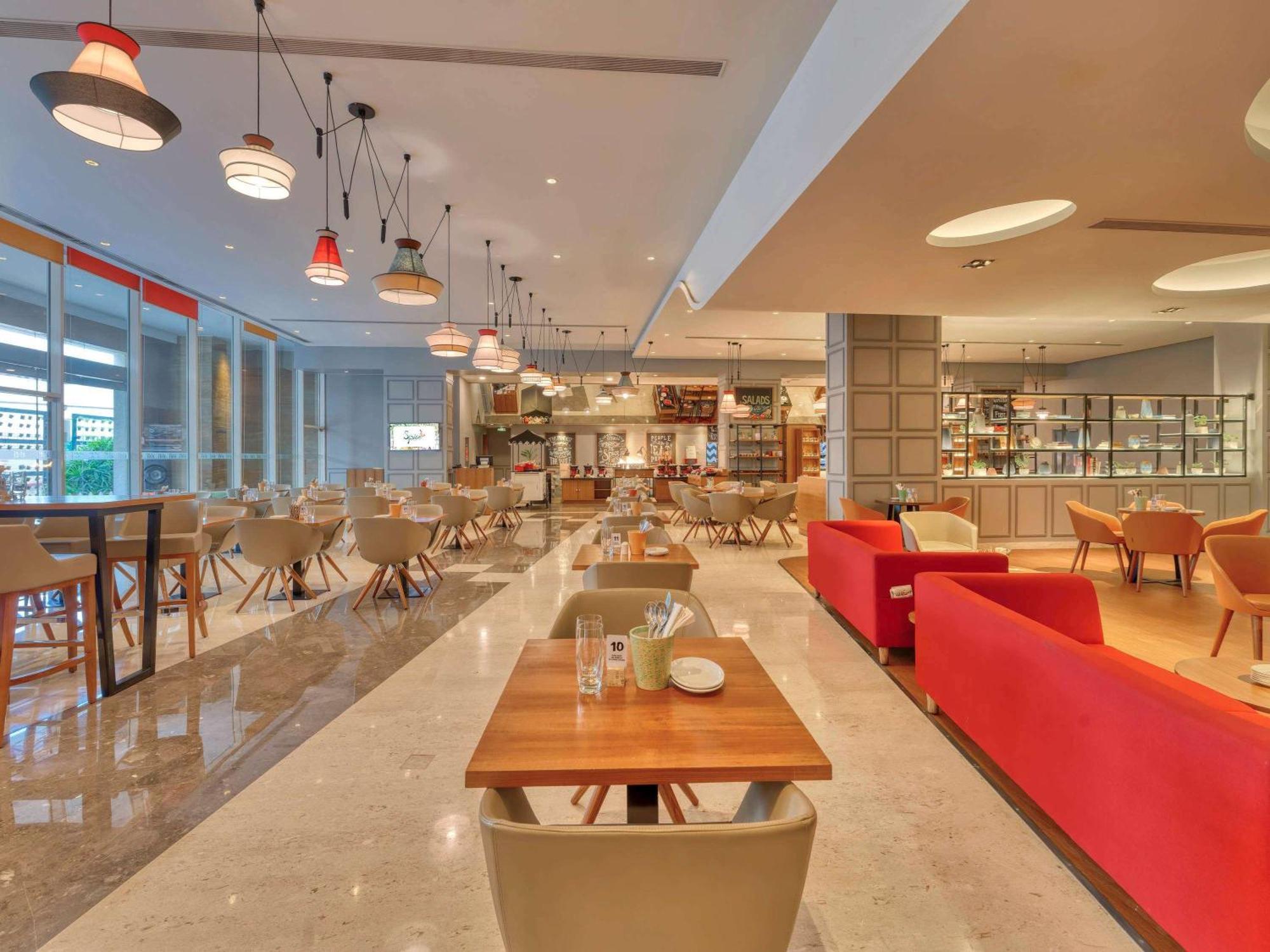 Ibis Bengaluru Outer Ring Road Hotel Exterior foto