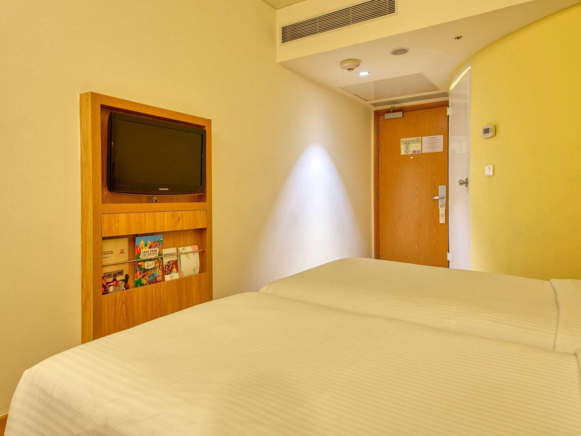 Ibis Bengaluru Outer Ring Road Hotel Exterior foto