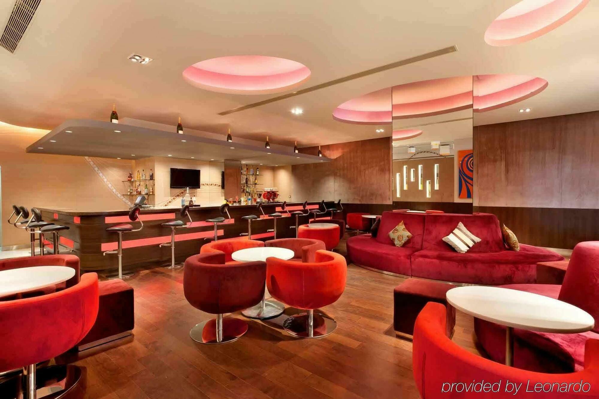 Ibis Bengaluru Outer Ring Road Hotel Restaurant foto